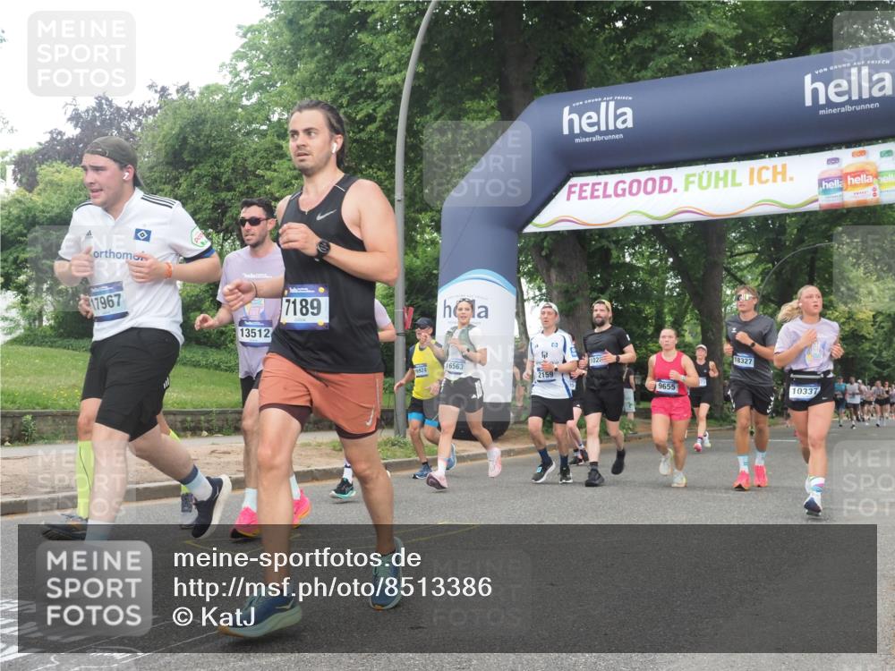 29.06.2025 - hella hamburg halbmarathon KatJ http://msf.ph/oto/8513386 29.06.2025 10:45:24 Zwischen KM18-KM19 1319, 2159, 4767, 5084, 6138, 7189 meine-sportfotos.de