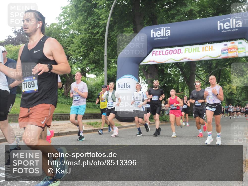29.06.2025 - hella hamburg halbmarathon KatJ http://msf.ph/oto/8513396 29.06.2025 10:45:24 Zwischen KM18-KM19 1319, 2159, 4767, 5084, 6138, 7189 meine-sportfotos.de