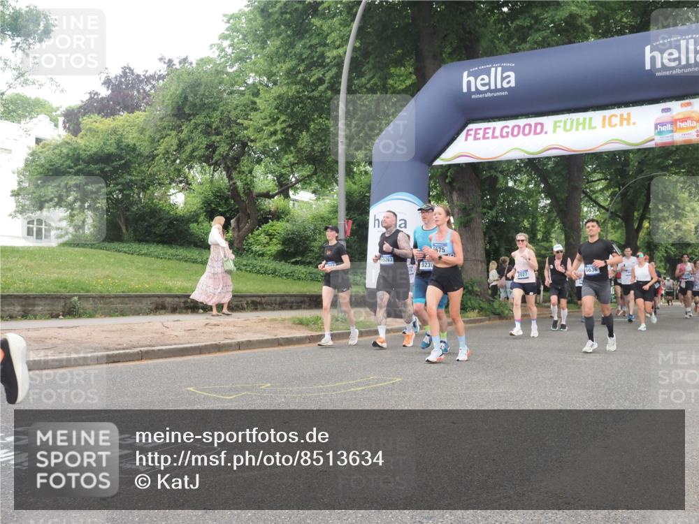 29.06.2025 - hella hamburg halbmarathon KatJ http://msf.ph/oto/8513634 29.06.2025 10:45:34 Zwischen KM18-KM19 1946, 1951, 2027, 4796, 5675, 6636, 7138 meine-sportfotos.de
