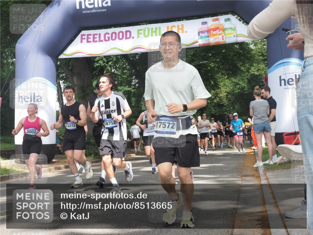29.06.2025 - hella hamburg halbmarathon KatJ http://msf.ph/oto/8513665 29.06.2025 11:44:46 Zwischen KM18-KM19 1142, 3002, 3187, 3520, 3557, 4195, 6954 meine-sportfotos.de