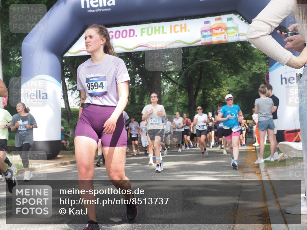 29.06.2025 - hella hamburg halbmarathon KatJ http://msf.ph/oto/8513737 29.06.2025 11:44:50 Zwischen KM18-KM19 1142, 1626, 2909, 3002, 3520, 5534, 6954, 7403, 8748 meine-sportfotos.de