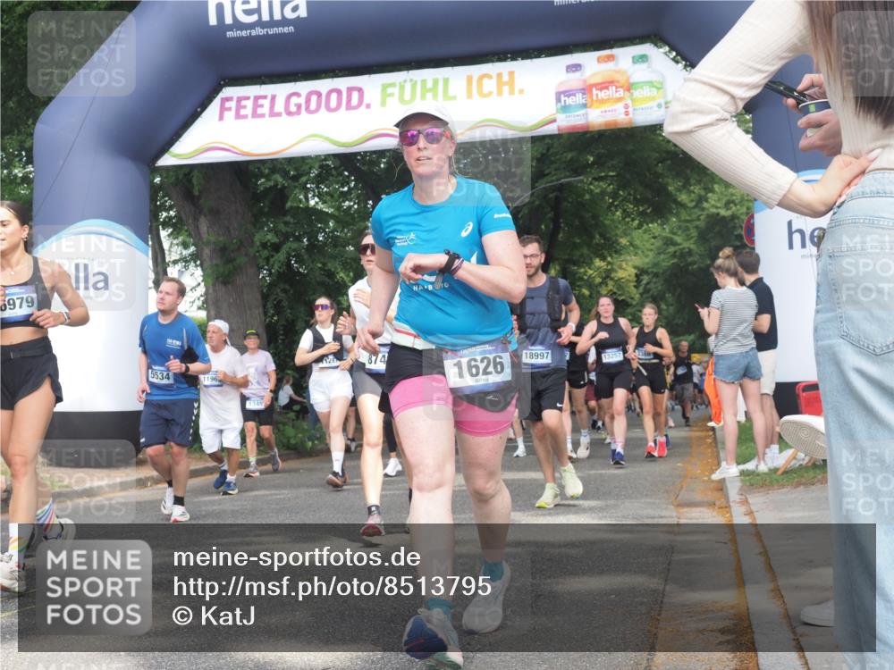 29.06.2025 - hella hamburg halbmarathon KatJ http://msf.ph/oto/8513795 29.06.2025 11:44:52 Zwischen KM18-KM19 1626, 2909, 3520, 5534, 6947, 6954, 7403, 8748 meine-sportfotos.de