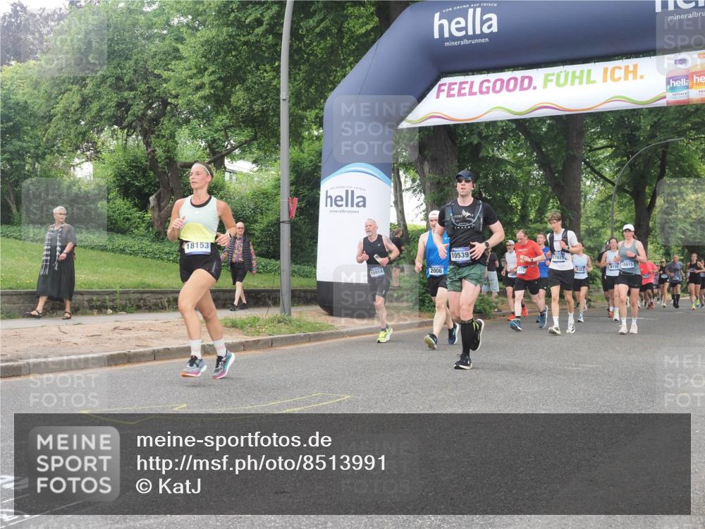 29.06.2025 - hella hamburg halbmarathon KatJ http://msf.ph/oto/8513991 29.06.2025 10:45:54 Zwischen KM18-KM19 1285, 2006, 3279, 5926, 6202 meine-sportfotos.de