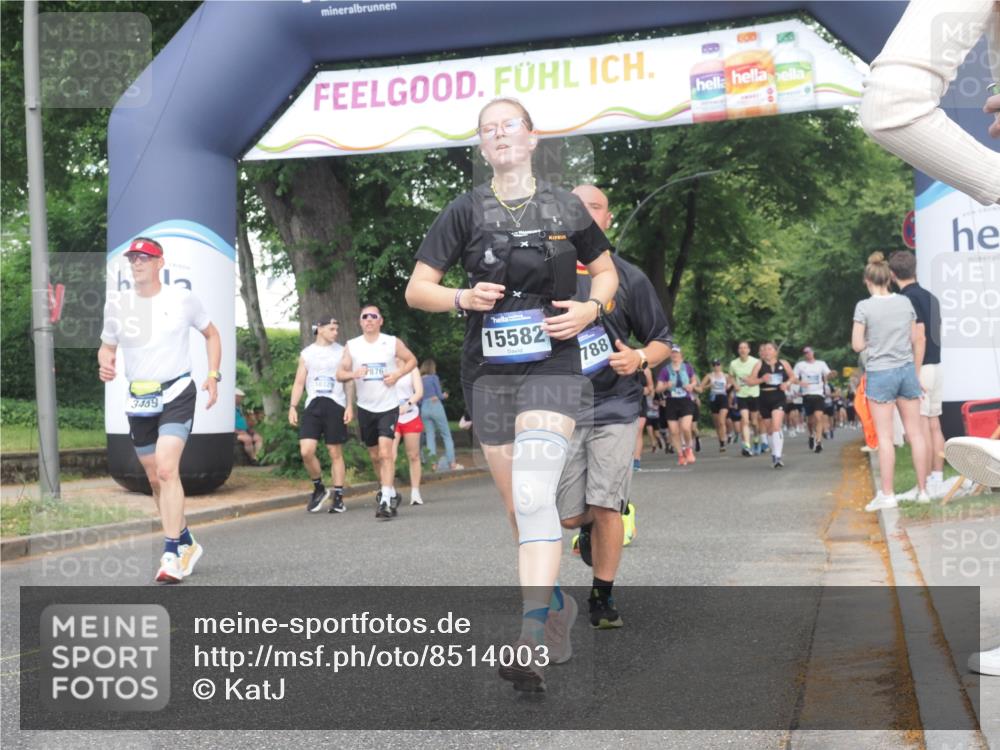 29.06.2025 - hella hamburg halbmarathon KatJ http://msf.ph/oto/8514003 29.06.2025 11:45:00 Zwischen KM18-KM19 1345, 3388, 3469, 4806, 6996, 7393, 7394, 7767, 7876 meine-sportfotos.de