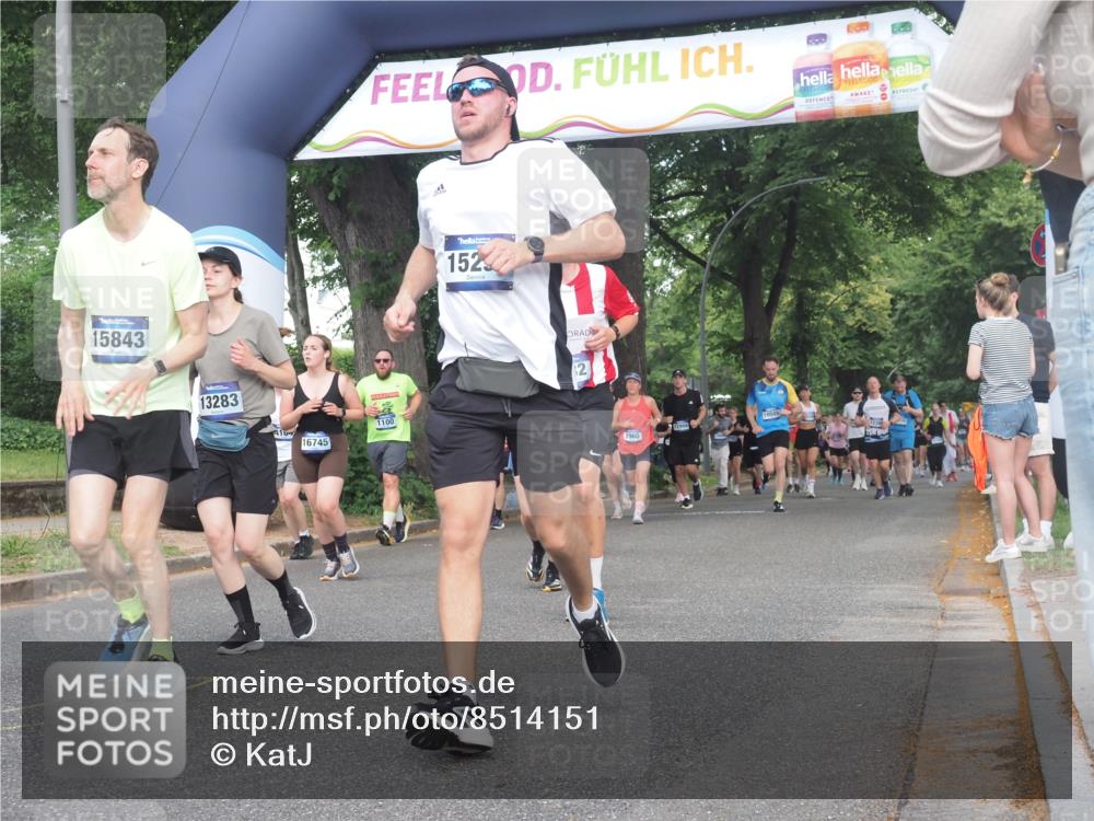 29.06.2025 - hella hamburg halbmarathon KatJ http://msf.ph/oto/8514151 29.06.2025 11:45:08 Zwischen KM18-KM19 1104, 5237, 5933, 6566, 6832, 7068, 8287 meine-sportfotos.de