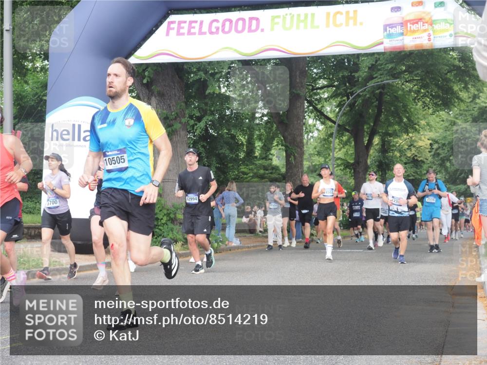 29.06.2025 - hella hamburg halbmarathon KatJ http://msf.ph/oto/8514219 29.06.2025 11:45:12 Zwischen KM18-KM19 1100, 1104, 4104, 5700, 5933, 6566, 6832, 7068, 7960, 8287 meine-sportfotos.de
