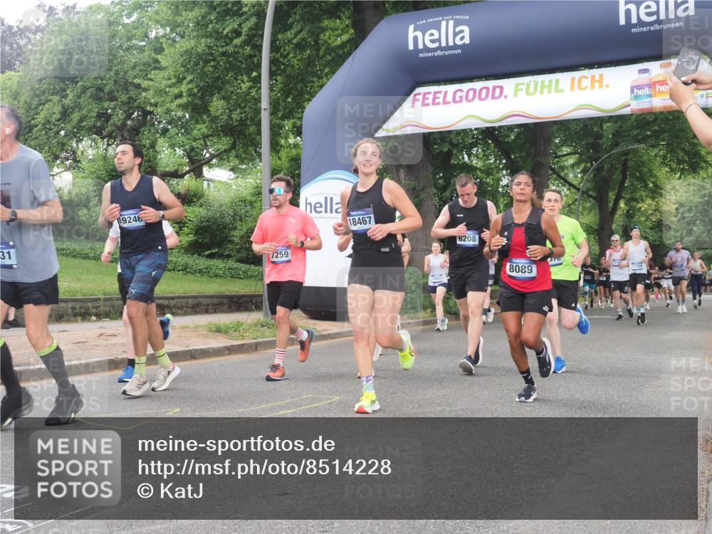 29.06.2025 - hella hamburg halbmarathon KatJ http://msf.ph/oto/8514228 29.06.2025 10:46:03 Zwischen KM18-KM19 2957, 3181, 6208, 7259, 7287, 8089 meine-sportfotos.de