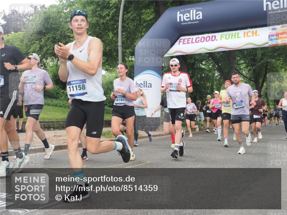 29.06.2025 - hella hamburg halbmarathon KatJ http://msf.ph/oto/8514359 29.06.2025 10:46:07 Zwischen KM18-KM19 3181, 3425, 3983, 4502, 6208, 6997, 7259, 7287, 8089 meine-sportfotos.de