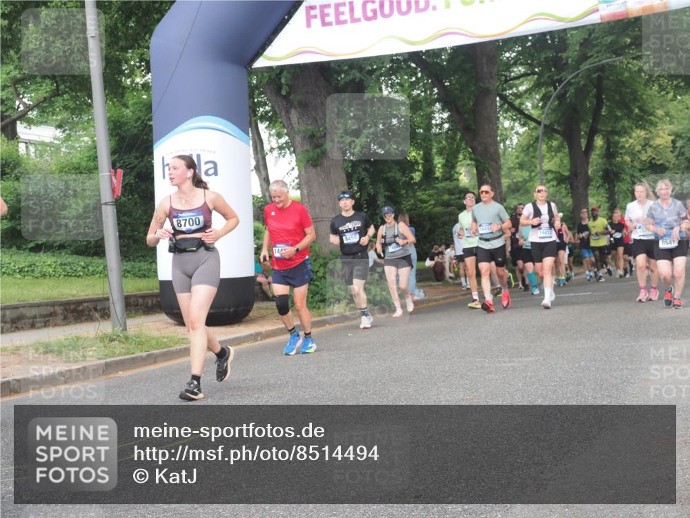 29.06.2025 - hella hamburg halbmarathon KatJ http://msf.ph/oto/8514494 29.06.2025 11:45:28 Zwischen KM18-KM19 1174, 1175, 1434, 1607, 1687, 2429, 3516, 5857, 8541, 8700 meine-sportfotos.de