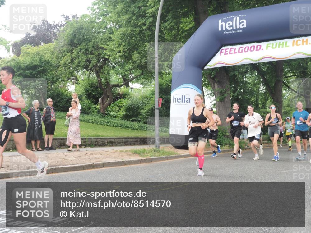 29.06.2025 - hella hamburg halbmarathon KatJ http://msf.ph/oto/8514570 29.06.2025 10:46:14 Zwischen KM18-KM19 2780, 3983, 4502, 6220, 7065, 8585 meine-sportfotos.de
