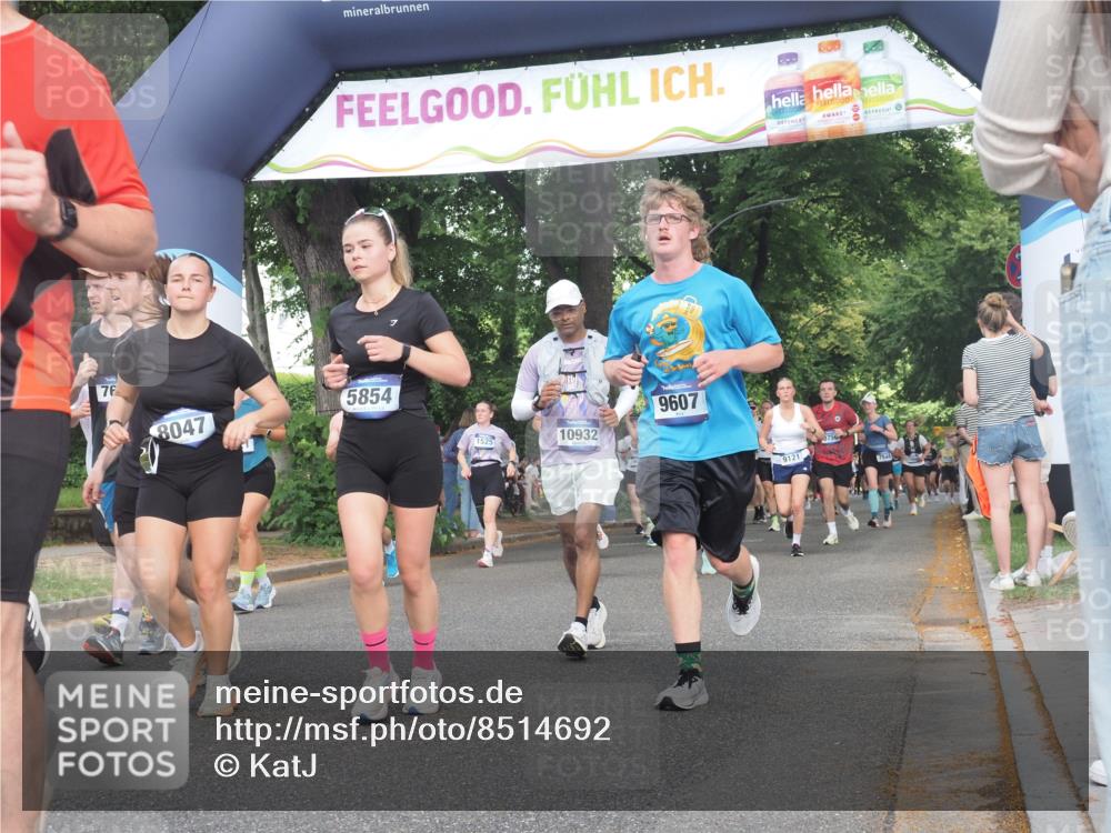 29.06.2025 - hella hamburg halbmarathon KatJ http://msf.ph/oto/8514692 29.06.2025 11:45:38 Zwischen KM18-KM19 1584, 2762, 2763, 3954, 4239, 5057, 5159, 5854, 6150, 6985, 6989, 7670, 7818, 8047, 8498 meine-sportfotos.de