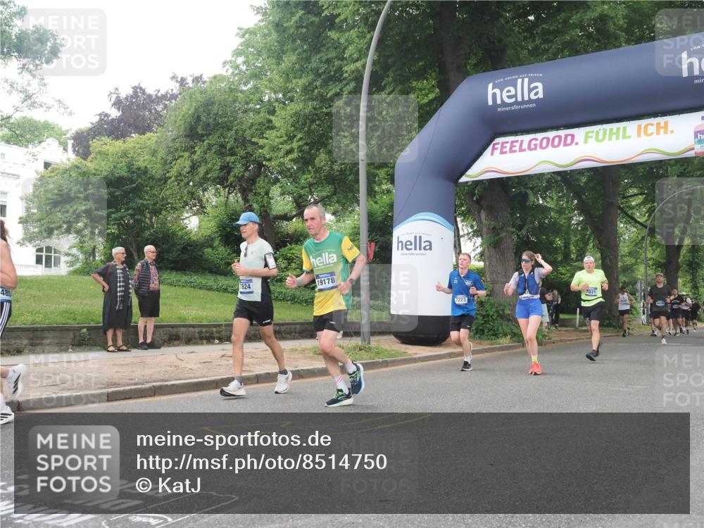 29.06.2025 - hella hamburg halbmarathon KatJ http://msf.ph/oto/8514750 29.06.2025 10:46:22 Zwischen KM18-KM19 4986, 7031, 7223, 7824, 8030, 8509 meine-sportfotos.de