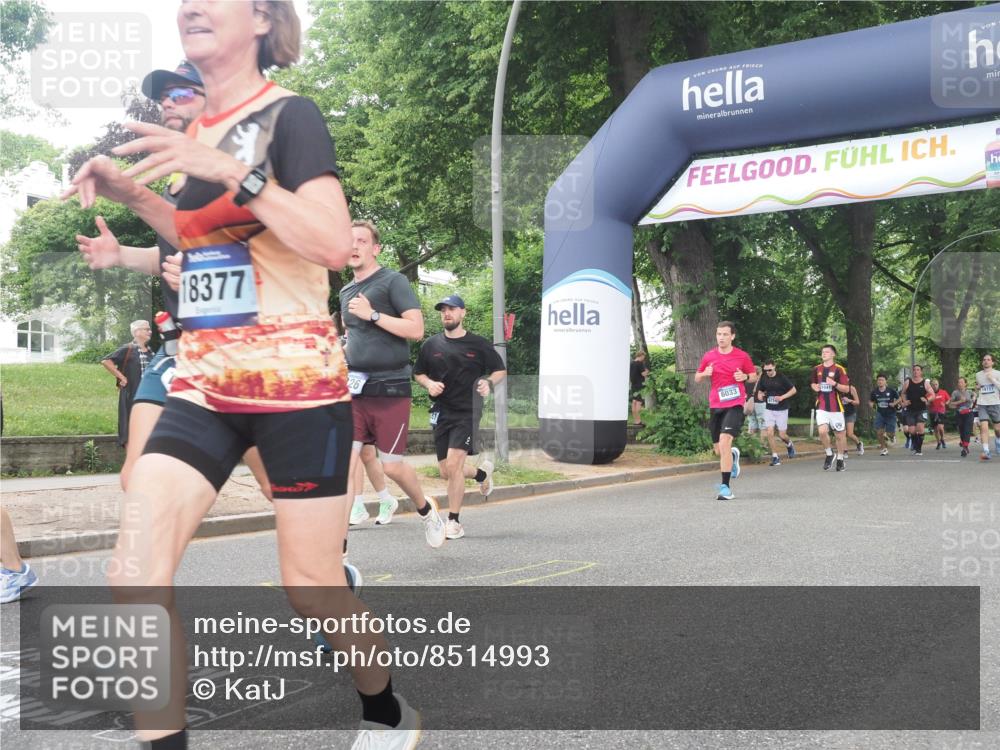29.06.2025 - hella hamburg halbmarathon KatJ http://msf.ph/oto/8514993 29.06.2025 10:46:32 Zwischen KM18-KM19 4238, 6033, 6438, 6470, 8326 meine-sportfotos.de