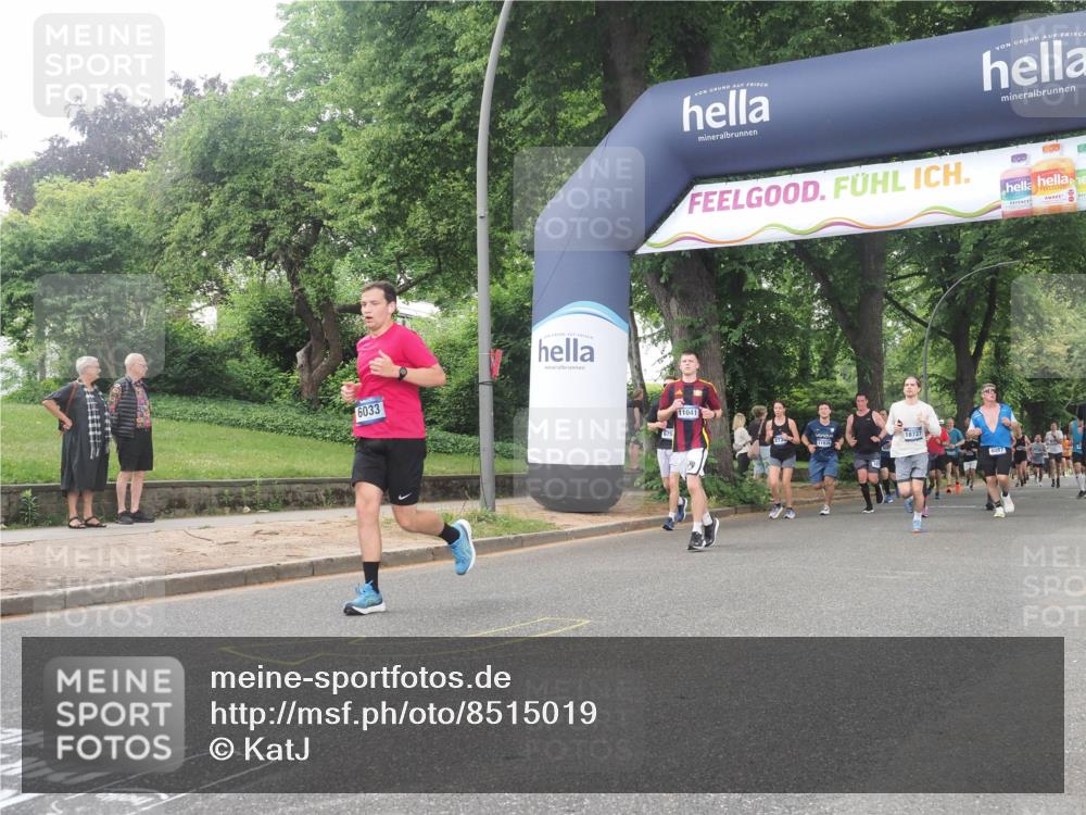 29.06.2025 - hella hamburg halbmarathon KatJ http://msf.ph/oto/8515019 29.06.2025 10:46:34 Zwischen KM18-KM19 4238, 6033, 6438, 6754, 8326 meine-sportfotos.de
