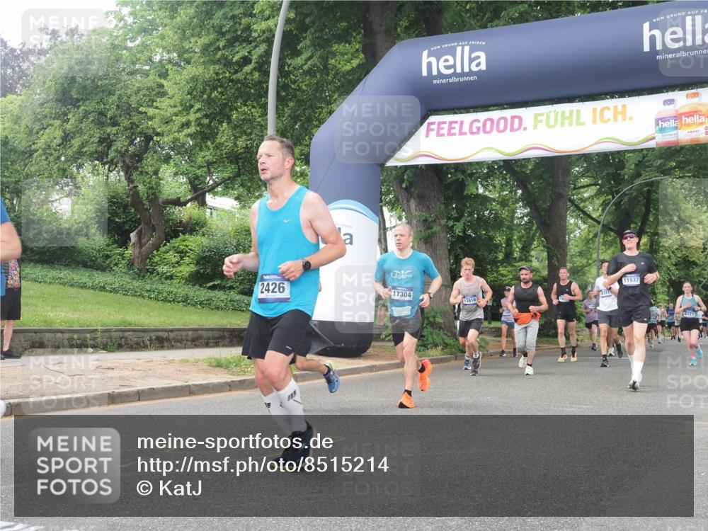29.06.2025 - hella hamburg halbmarathon KatJ http://msf.ph/oto/8515214 29.06.2025 10:46:41 Zwischen KM18-KM19 1019, 1544, 2426, 2730, 6087, 6754 meine-sportfotos.de