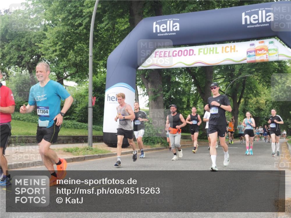 29.06.2025 - hella hamburg halbmarathon KatJ http://msf.ph/oto/8515263 29.06.2025 10:46:43 Zwischen KM18-KM19 1019, 1544, 2426, 2730, 3780, 6087, 6327 meine-sportfotos.de