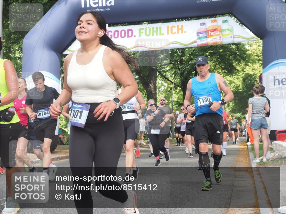 29.06.2025 - hella hamburg halbmarathon KatJ http://msf.ph/oto/8515412 29.06.2025 11:46:08 Zwischen KM18-KM19 1430, 1555, 2320, 2420, 3160, 3164, 3277, 3991, 4801, 5216, 6055, 6056, 6113, 6279, 6583, 7301, 7894, 7946, 8077 meine-sportfotos.de