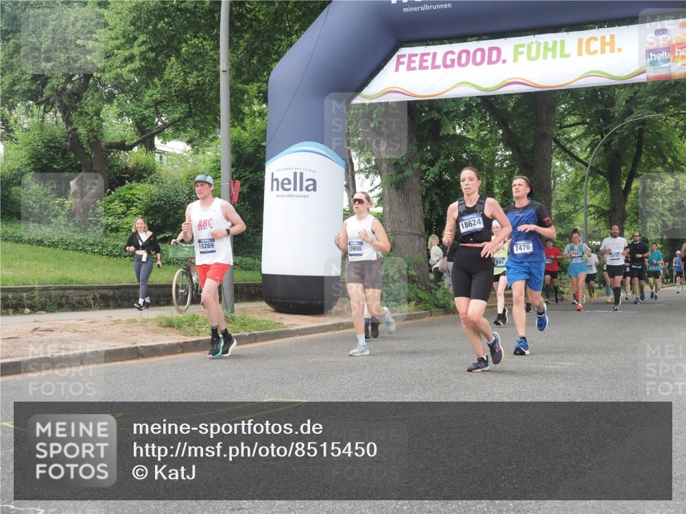 29.06.2025 - hella hamburg halbmarathon KatJ http://msf.ph/oto/8515450 29.06.2025 10:46:52 Zwischen KM18-KM19 7476, 8481, 8531 meine-sportfotos.de