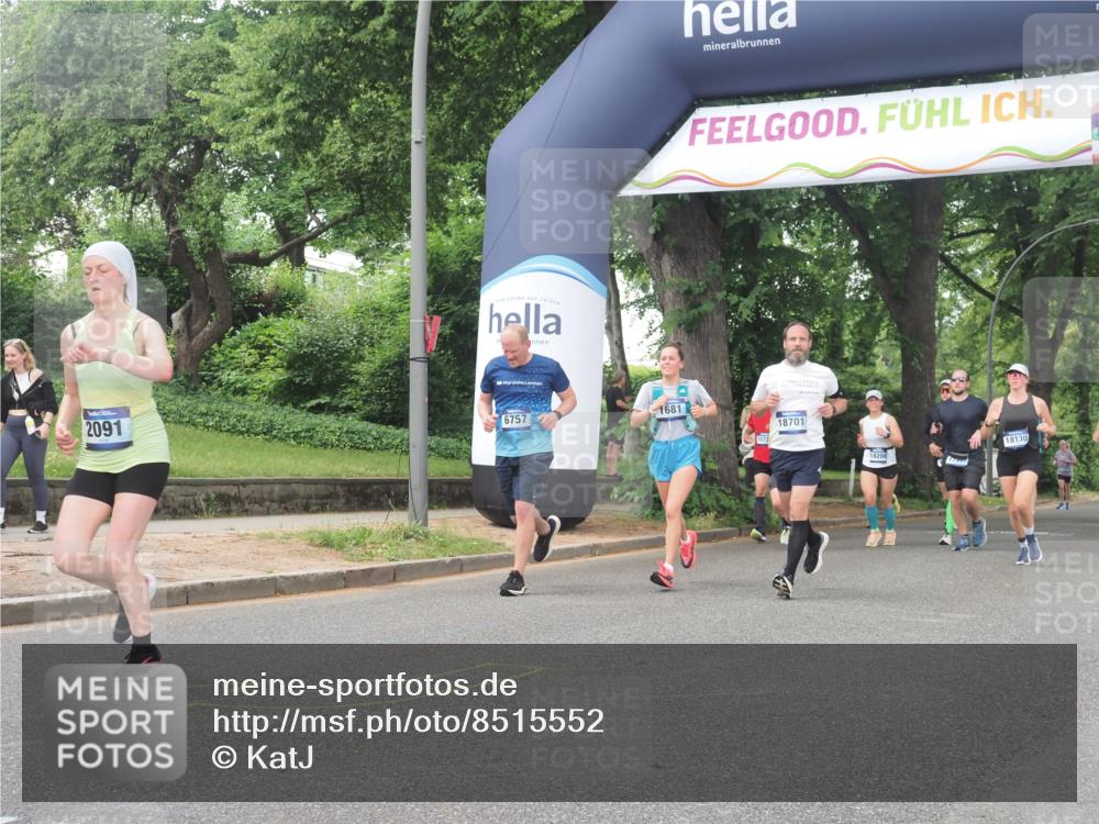 29.06.2025 - hella hamburg halbmarathon KatJ http://msf.ph/oto/8515552 29.06.2025 10:46:55 Zwischen KM18-KM19 1681, 2091, 6757, 7476, 8481, 8531 meine-sportfotos.de