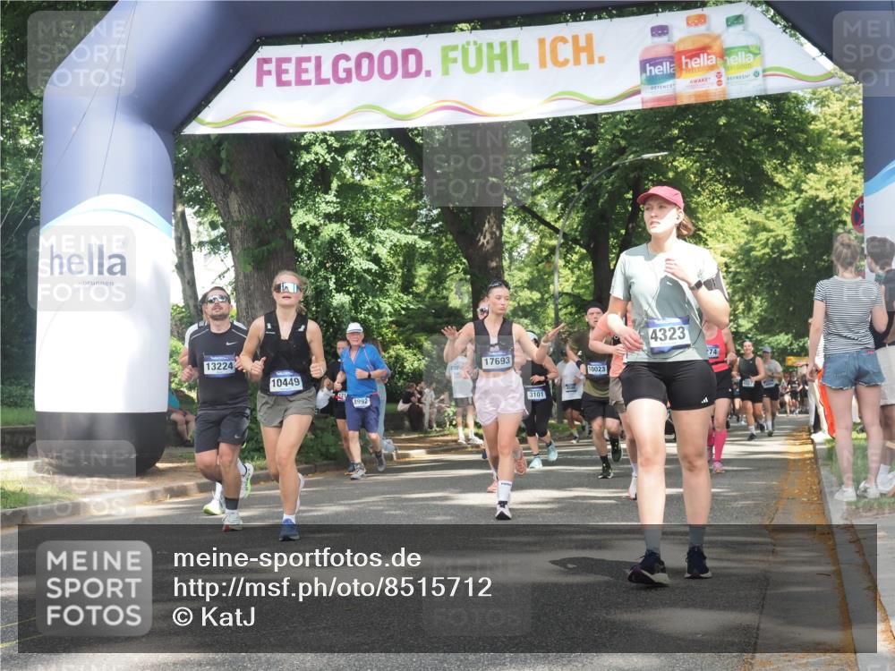 29.06.2025 - hella hamburg halbmarathon KatJ http://msf.ph/oto/8515712 29.06.2025 11:46:20 Zwischen KM18-KM19 2079, 2452, 2793, 3079, 3224, 3348, 4323, 5428, 8713 meine-sportfotos.de