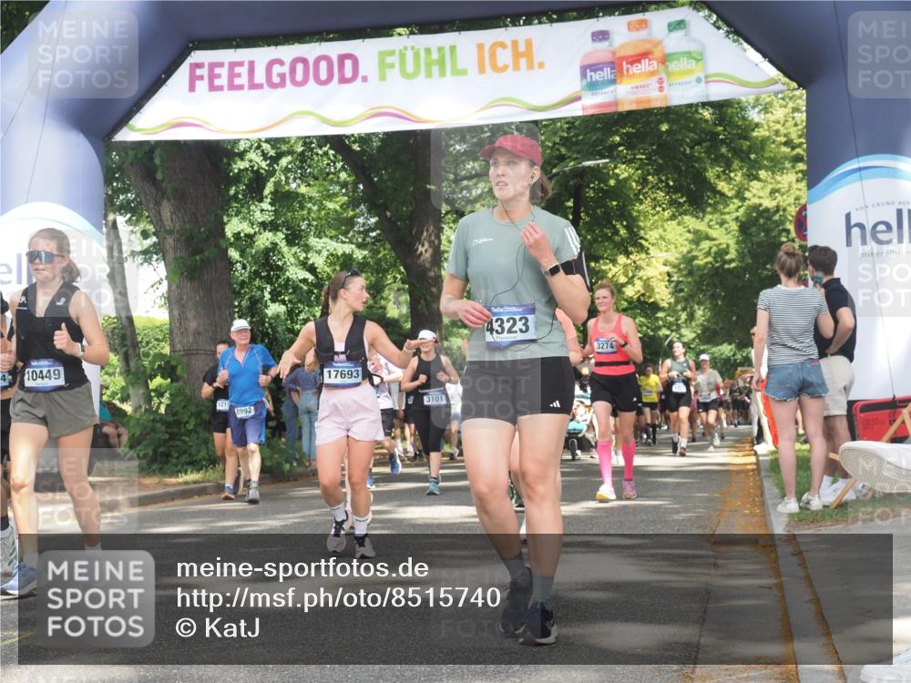 29.06.2025 - hella hamburg halbmarathon KatJ http://msf.ph/oto/8515740 29.06.2025 11:46:21 Zwischen KM18-KM19 2079, 2452, 2793, 3079, 3224, 3274, 4323, 5428, 8713 meine-sportfotos.de