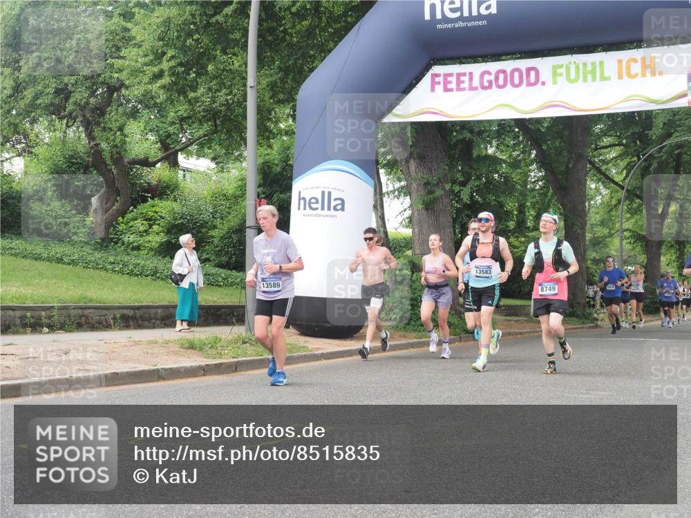 29.06.2025 - hella hamburg halbmarathon KatJ http://msf.ph/oto/8515835 29.06.2025 10:47:06 Zwischen KM18-KM19 2167, 3169, 3698, 5347, 8749 meine-sportfotos.de