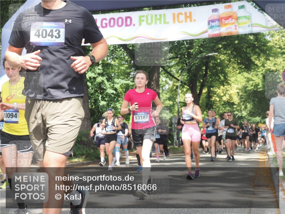 29.06.2025 - hella hamburg halbmarathon KatJ http://msf.ph/oto/8516066 29.06.2025 11:46:32 Zwischen KM18-KM19 1033, 1826, 2372, 2545, 4042, 4043, 4191, 4192, 4327, 6041, 6044, 6548, 6750, 6879, 8039 meine-sportfotos.de