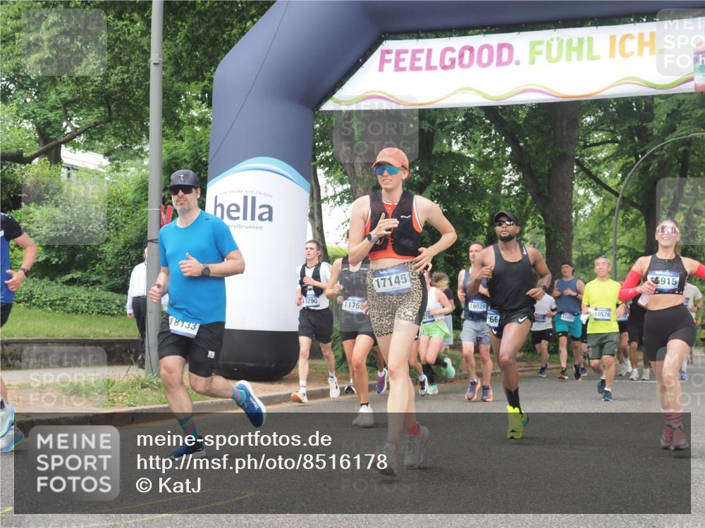 29.06.2025 - hella hamburg halbmarathon KatJ http://msf.ph/oto/8516178 29.06.2025 10:47:17 Zwischen KM18-KM19 5775, 5885, 6309, 7761, 8003 meine-sportfotos.de