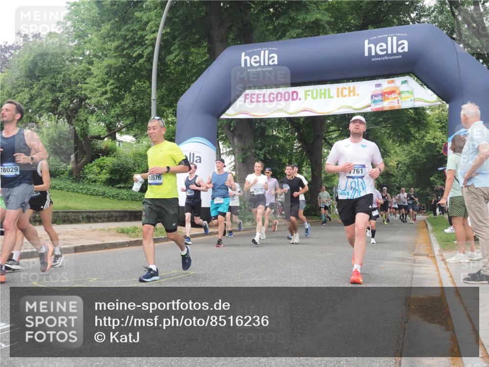 29.06.2025 - hella hamburg halbmarathon KatJ http://msf.ph/oto/8516236 29.06.2025 10:47:20 Zwischen KM18-KM19 2978, 5775, 5885, 6309, 7761, 8003, 8290 meine-sportfotos.de