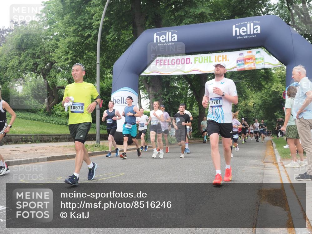 29.06.2025 - hella hamburg halbmarathon KatJ http://msf.ph/oto/8516246 29.06.2025 10:47:20 Zwischen KM18-KM19 2978, 5775, 5885, 6309, 7761, 8003, 8290 meine-sportfotos.de