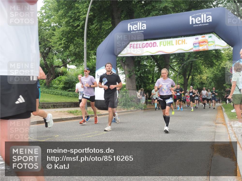 29.06.2025 - hella hamburg halbmarathon KatJ http://msf.ph/oto/8516265 29.06.2025 10:47:22 Zwischen KM18-KM19 2978, 5775, 5839, 5885, 6201, 6309, 7761, 8003, 8290 meine-sportfotos.de