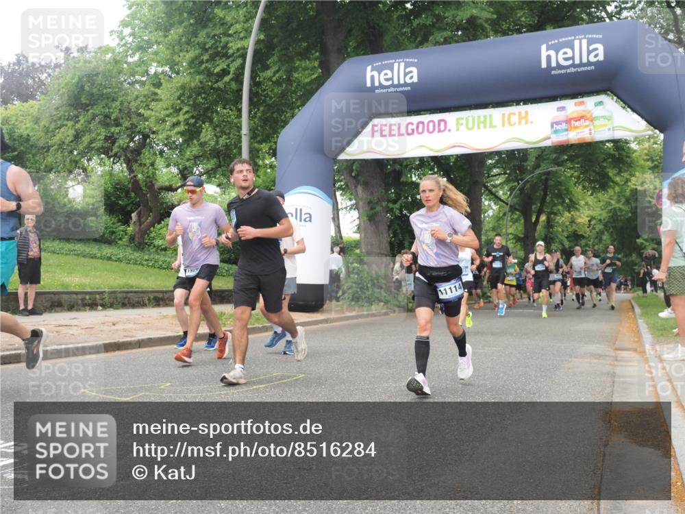 29.06.2025 - hella hamburg halbmarathon KatJ http://msf.ph/oto/8516284 29.06.2025 10:47:22 Zwischen KM18-KM19 2978, 5775, 5839, 5885, 6201, 6309, 7761, 8003, 8290 meine-sportfotos.de