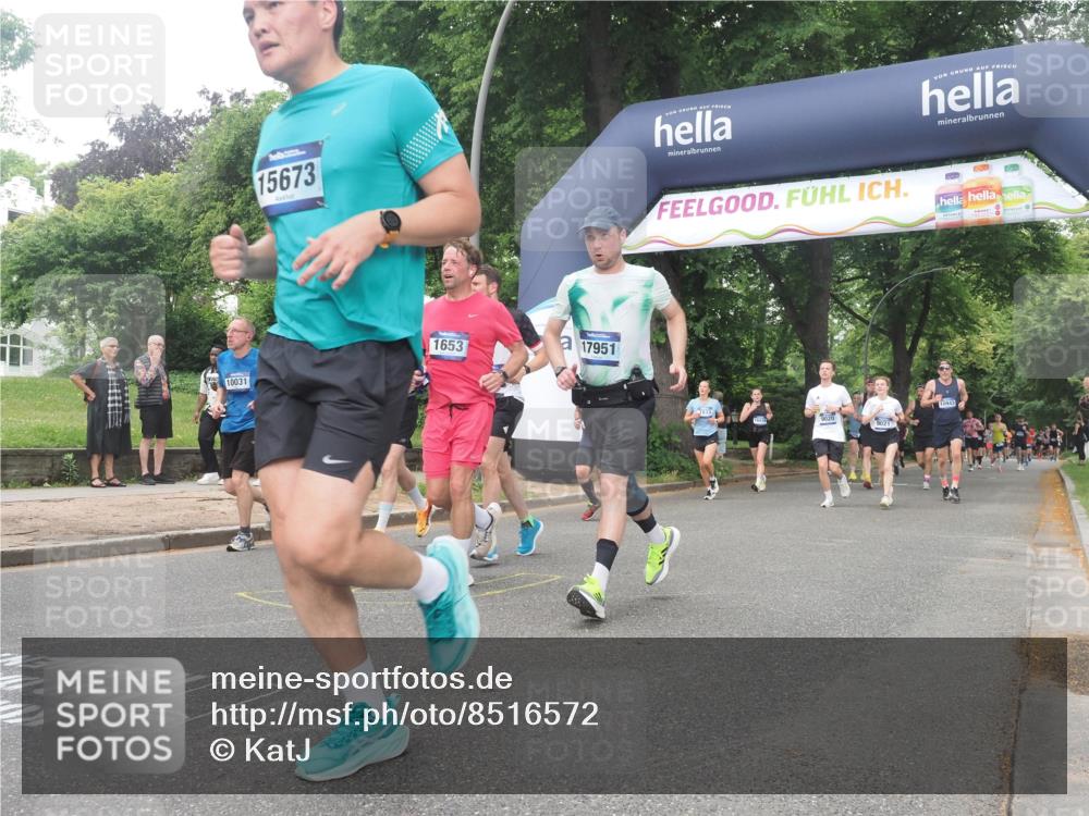 29.06.2025 - hella hamburg halbmarathon KatJ http://msf.ph/oto/8516572 29.06.2025 10:47:33 Zwischen KM18-KM19 1364, 1420, 1653, 2391, 3097, 4068, 4592, 6487, 6921, 7759, 8191 meine-sportfotos.de