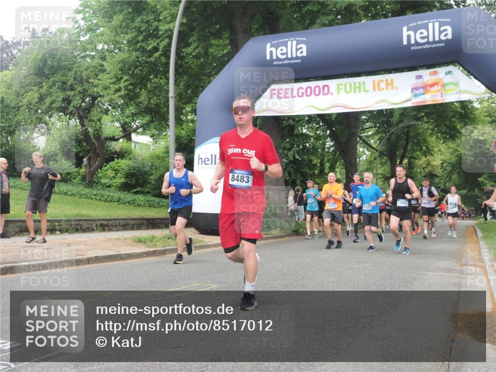 29.06.2025 - hella hamburg halbmarathon KatJ http://msf.ph/oto/8517012 29.06.2025 10:47:49 Zwischen KM18-KM19 1190, 1414, 2322, 2323, 8421, 8422, 8483 meine-sportfotos.de