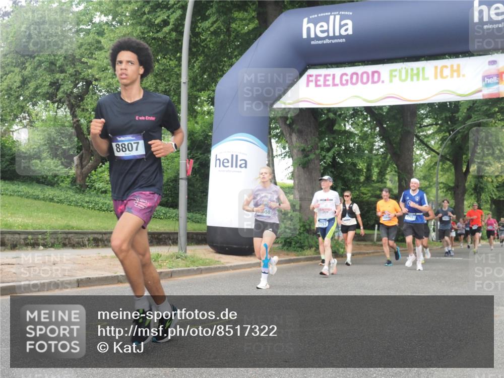 29.06.2025 - hella hamburg halbmarathon KatJ http://msf.ph/oto/8517322 29.06.2025 10:47:58 Zwischen KM18-KM19 3400, 3740, 5602, 5603, 5708, 6580, 7006, 7757, 8154 meine-sportfotos.de