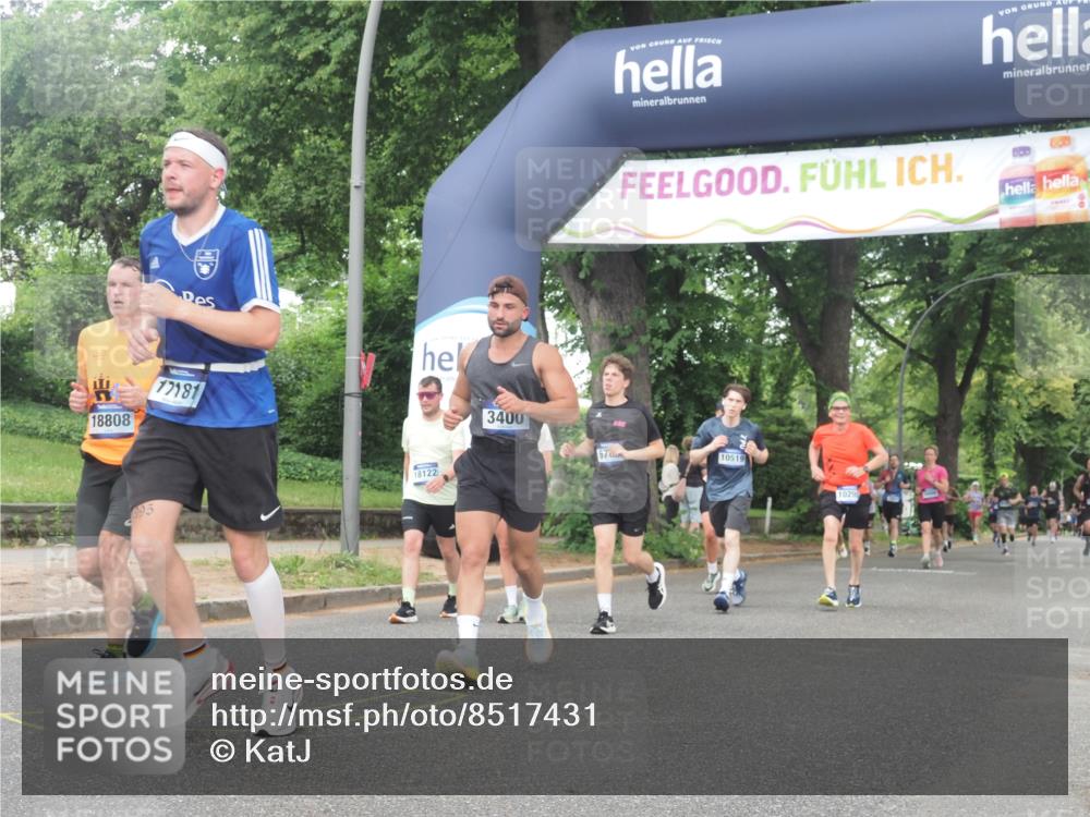 29.06.2025 - hella hamburg halbmarathon KatJ http://msf.ph/oto/8517431 29.06.2025 10:48:02 Zwischen KM18-KM19 3400, 5602, 5603, 6708, 7757 meine-sportfotos.de