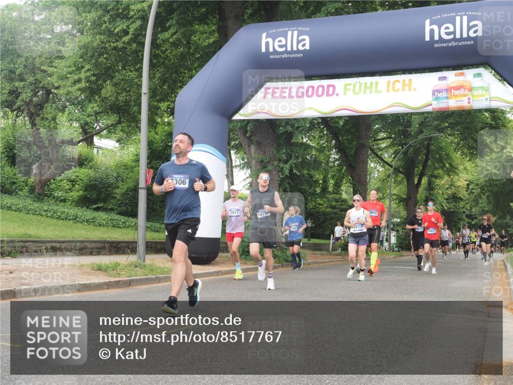 29.06.2025 - hella hamburg halbmarathon KatJ http://msf.ph/oto/8517767 29.06.2025 10:48:15 Zwischen KM18-KM19 2911, 5870, 7306, 8590, 8721 meine-sportfotos.de