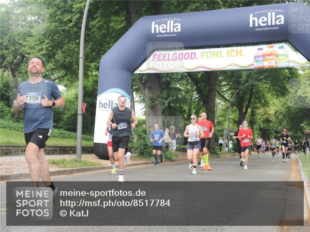 29.06.2025 - hella hamburg halbmarathon KatJ http://msf.ph/oto/8517784 29.06.2025 10:48:15 Zwischen KM18-KM19 2911, 5870, 7306, 8590, 8721 meine-sportfotos.de