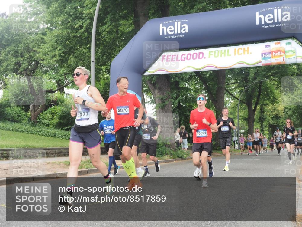 29.06.2025 - hella hamburg halbmarathon KatJ http://msf.ph/oto/8517859 29.06.2025 10:48:18 Zwischen KM18-KM19 2911, 5613, 5870, 7306, 8177, 8590 meine-sportfotos.de