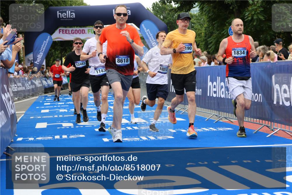 29.06.2025 - hella hamburg halbmarathon Strokosch-Dieckow http://msf.ph/oto/8518007 29.06.2025 10:55:41 Ziel 1120, 1143, 1834, 2955, 2982, 3037, 4897, 5021, 6569, 6924, 7221, 8255, 8618, 10212, 11039, 11568, 12196, 12483, 12515, 12858, 13474, 14365, 14909, 15896, 16110, 16401, 16434, 16786, 17615, 18064, 18125, 18190, 19047 meine-sportfotos.de