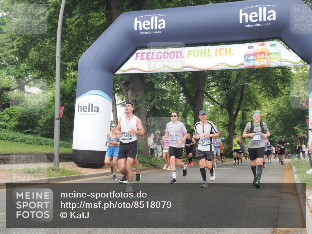 29.06.2025 - hella hamburg halbmarathon KatJ http://msf.ph/oto/8518079 29.06.2025 10:48:24 Zwischen KM18-KM19 1128, 2591, 5613, 8177 meine-sportfotos.de