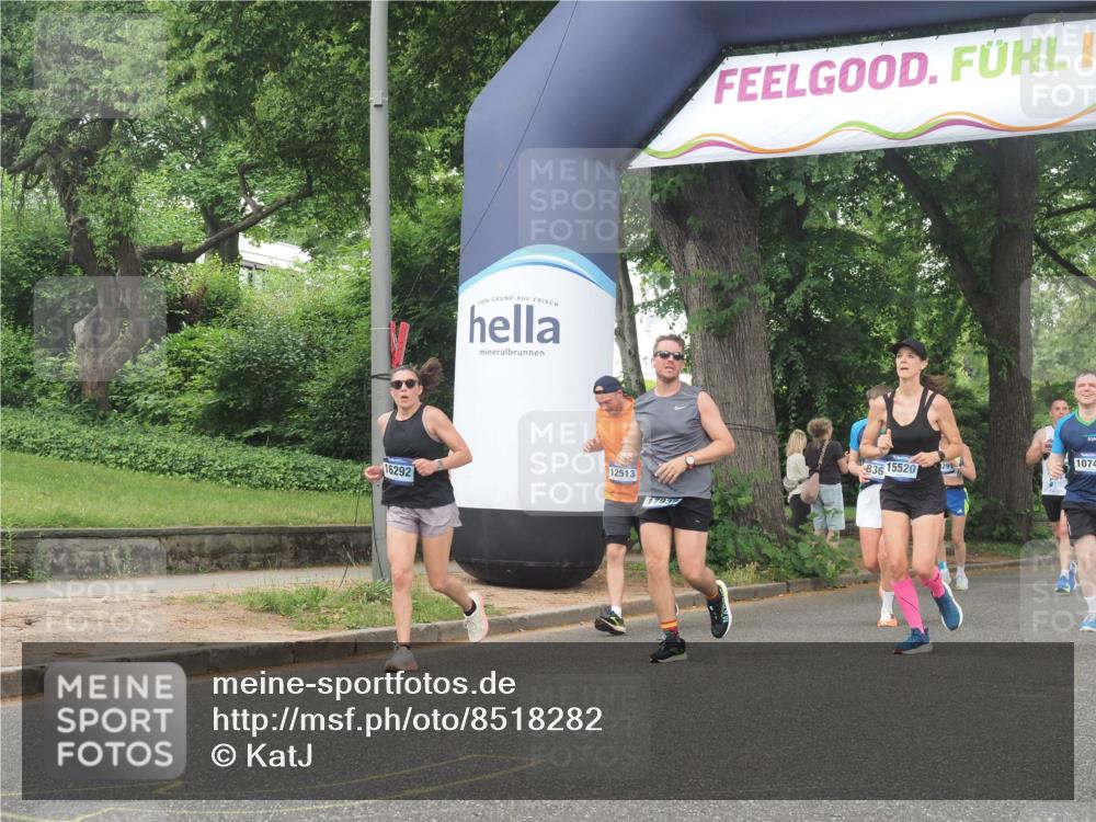 29.06.2025 - hella hamburg halbmarathon KatJ http://msf.ph/oto/8518282 29.06.2025 10:48:32 Zwischen KM18-KM19 2447, 6391, 6414, 6415, 8068, 8364 meine-sportfotos.de