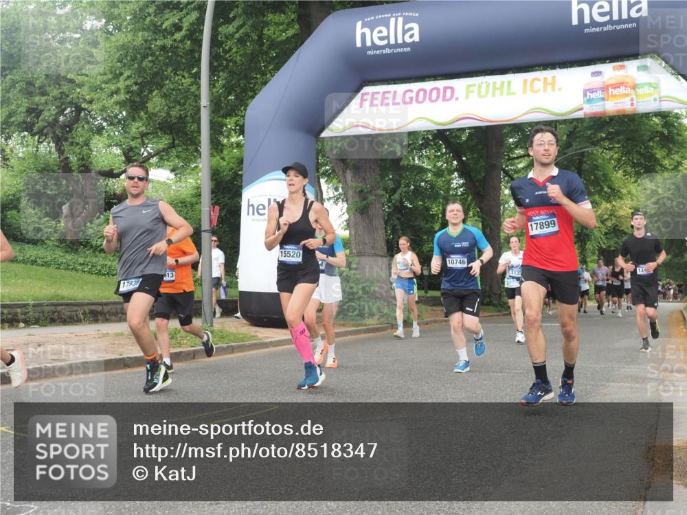29.06.2025 - hella hamburg halbmarathon KatJ http://msf.ph/oto/8518347 29.06.2025 10:48:34 Zwischen KM18-KM19 1135, 1138, 2447, 6391, 6414, 6415, 8068, 8364 meine-sportfotos.de