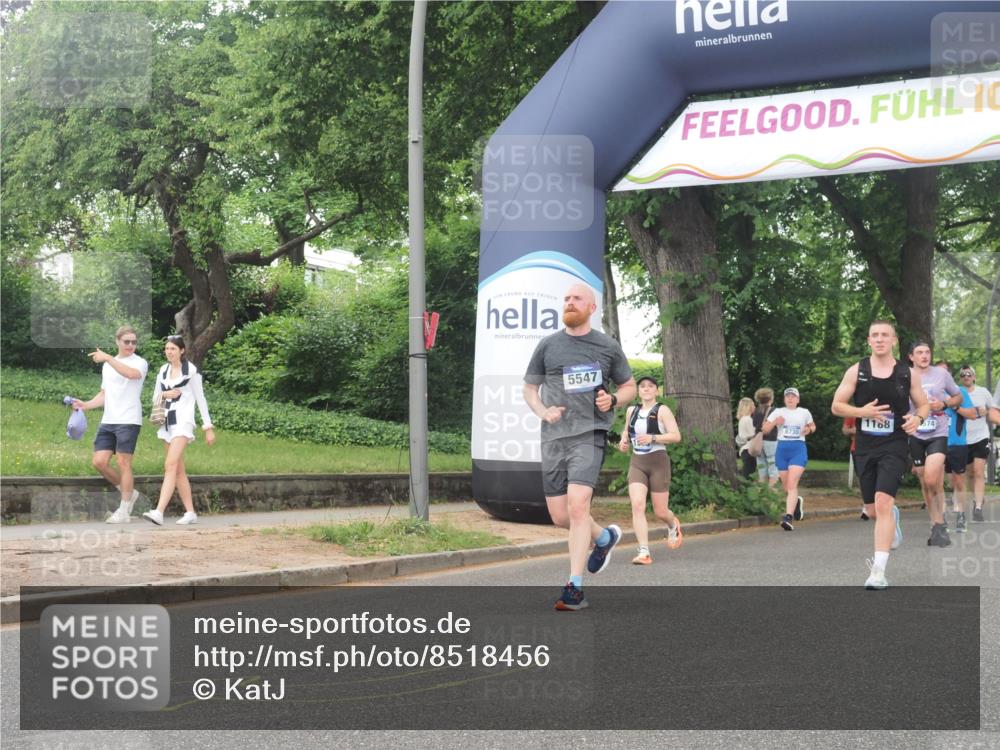 29.06.2025 - hella hamburg halbmarathon KatJ http://msf.ph/oto/8518456 29.06.2025 10:48:39 Zwischen KM18-KM19 1135, 1138, 1188, 1568, 5547, 6414, 8364 meine-sportfotos.de