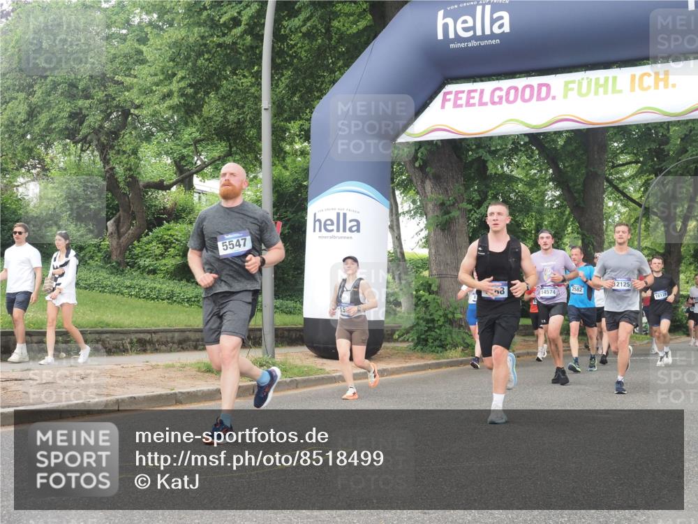29.06.2025 - hella hamburg halbmarathon KatJ http://msf.ph/oto/8518499 29.06.2025 10:48:39 Zwischen KM18-KM19 1135, 1138, 1188, 1568, 5547, 6414, 8364 meine-sportfotos.de