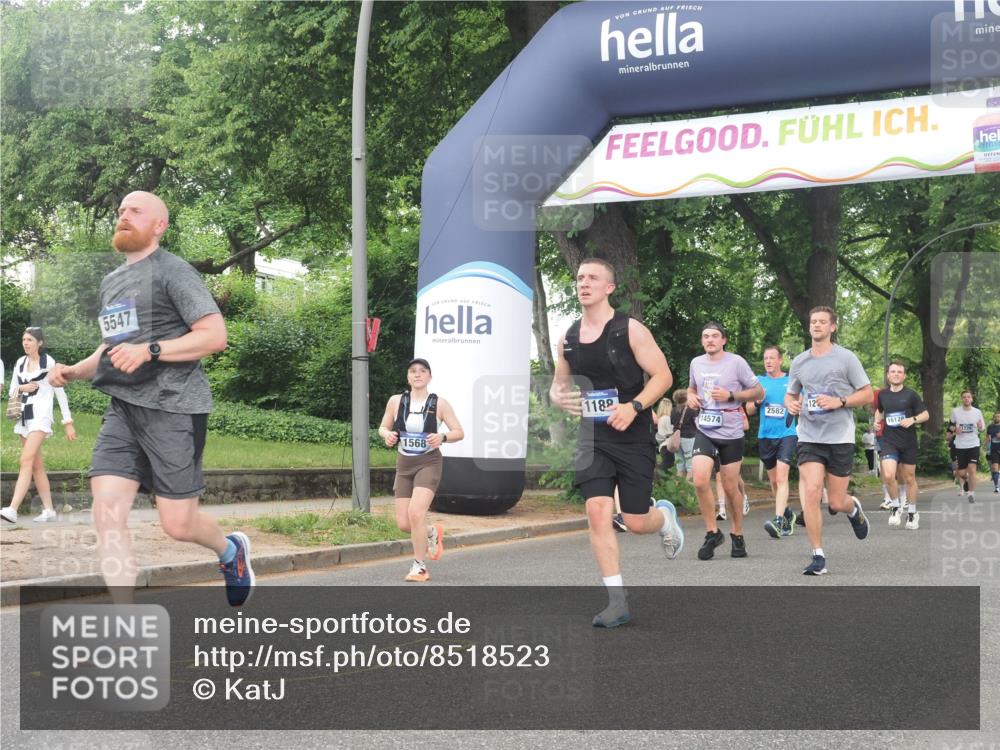 29.06.2025 - hella hamburg halbmarathon KatJ http://msf.ph/oto/8518523 29.06.2025 10:48:40 Zwischen KM18-KM19 1135, 1138, 1188, 1568, 5547 meine-sportfotos.de