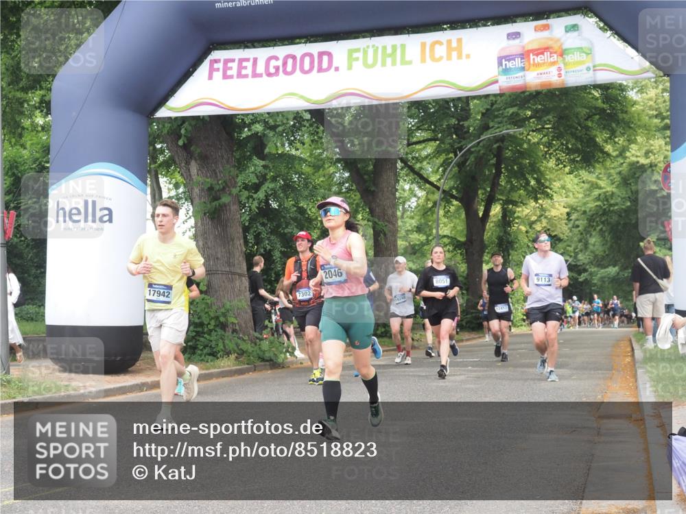 29.06.2025 - hella hamburg halbmarathon KatJ http://msf.ph/oto/8518823 29.06.2025 10:58:35 Zwischen KM18-KM19 1524, 2046, 3650, 5069, 7873, 8051 meine-sportfotos.de