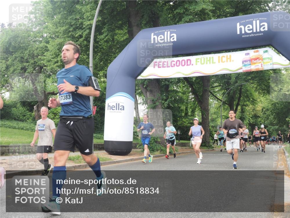 29.06.2025 - hella hamburg halbmarathon KatJ http://msf.ph/oto/8518834 29.06.2025 10:48:50 Zwischen KM18-KM19 1726, 1823, 5299, 5305, 6602, 7636, 7658, 8045, 8730 meine-sportfotos.de