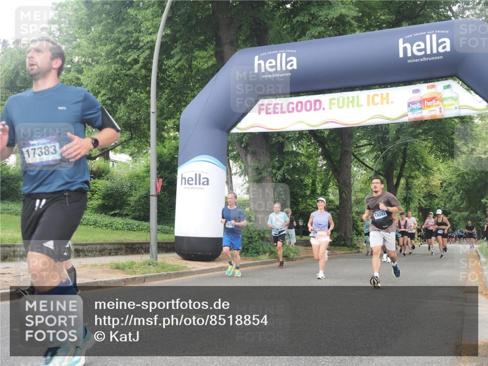 29.06.2025 - hella hamburg halbmarathon KatJ http://msf.ph/oto/8518854 29.06.2025 10:48:50 Zwischen KM18-KM19 1726, 1823, 5299, 5305, 6602, 7636, 7658, 8045, 8730 meine-sportfotos.de