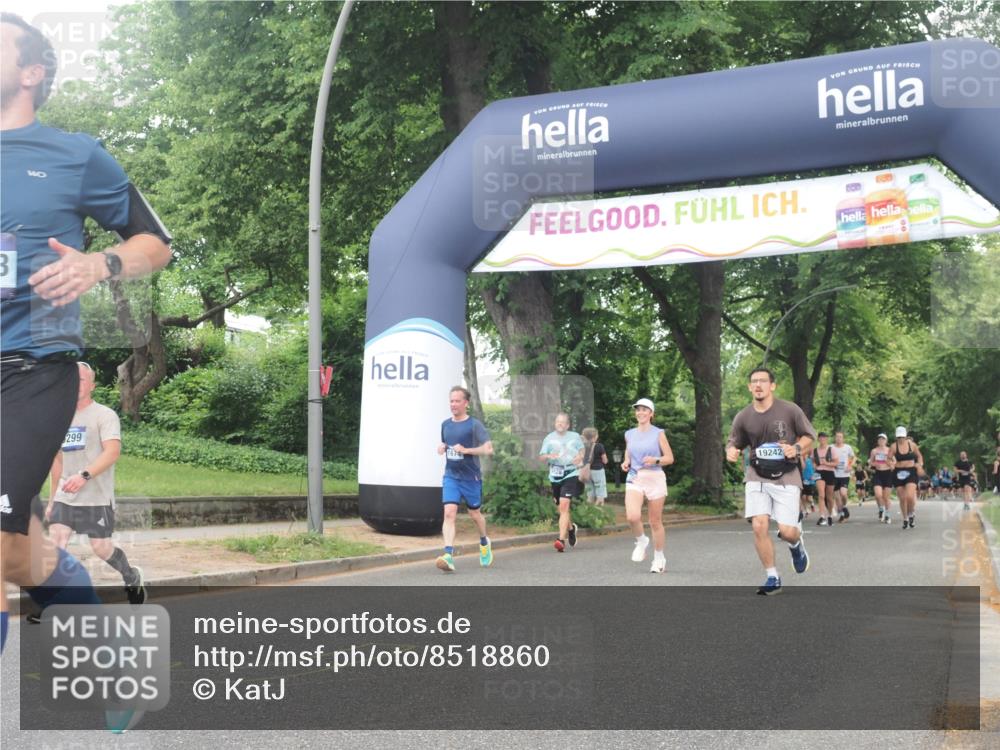 29.06.2025 - hella hamburg halbmarathon KatJ http://msf.ph/oto/8518860 29.06.2025 10:48:50 Zwischen KM18-KM19 1726, 1823, 5299, 5305, 6602, 7636, 7658, 8045, 8730 meine-sportfotos.de